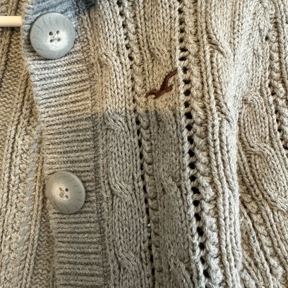 Hollister 3/4 length sleeve cardigan - Picture 2 of 4